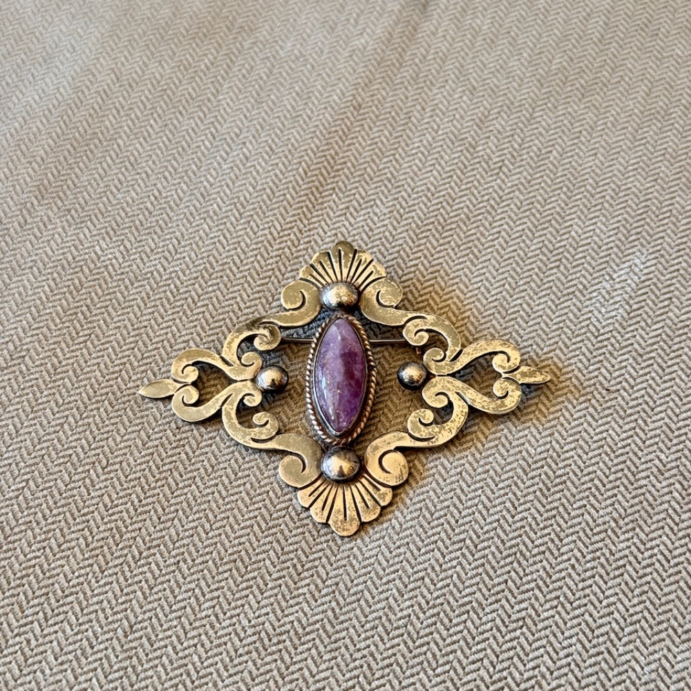 Lot of 3 Vintage Mexico Sterling Silver & Amethyst Bracelet, Cuff and Brooch - Picture 7 of 12